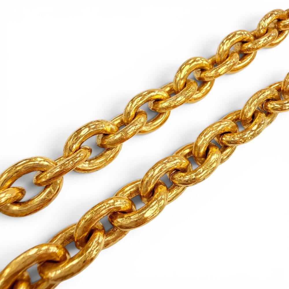 CHANEL Necklace - Picture 5 of 9